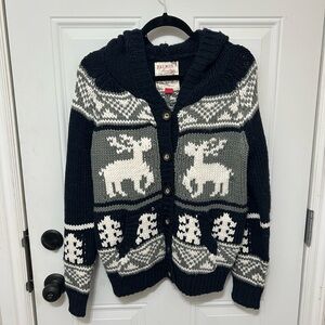 VTG ButtonUp Hooded Sweater Navy Grey and White Reindeer Cardigan